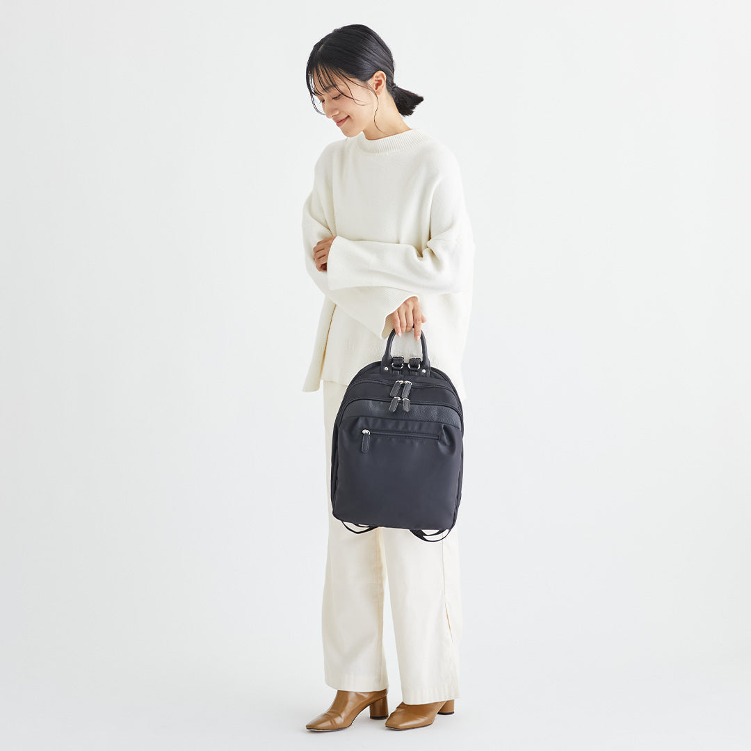 ZAZA はっ水ナイロンリュック大 EL7195