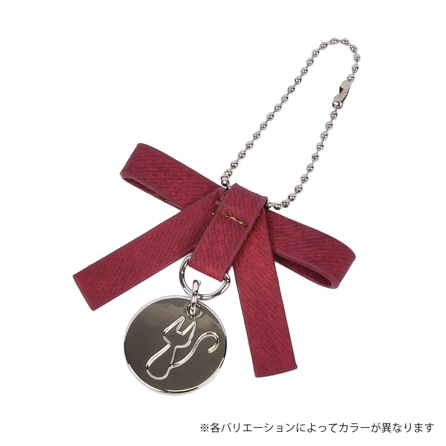 猫モチーフのメタルチャームとリボンがセットになったアクセントパーツ