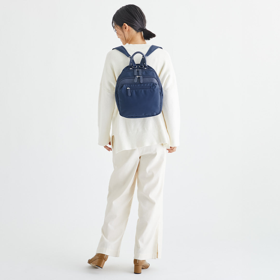 ZAZA はっ水ナイロンリュック小 EL5549