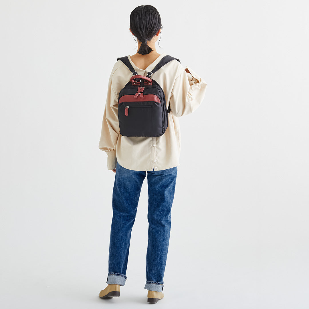 ZAZA はっ水ナイロンリュック小 EL5549