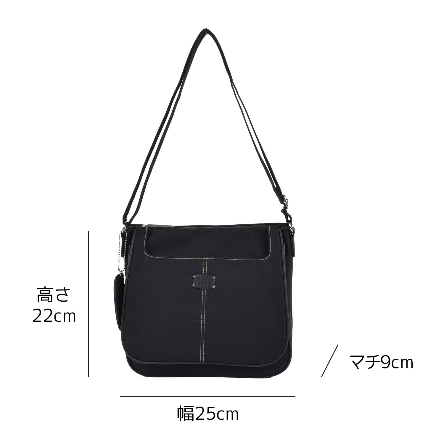 ZAZA シワナイロンリンゴチャーム付きショルダーバッグ/デイリー/お出かけ/ショルダーバッグ/ナイロン/軽量/多収納/チャーム
