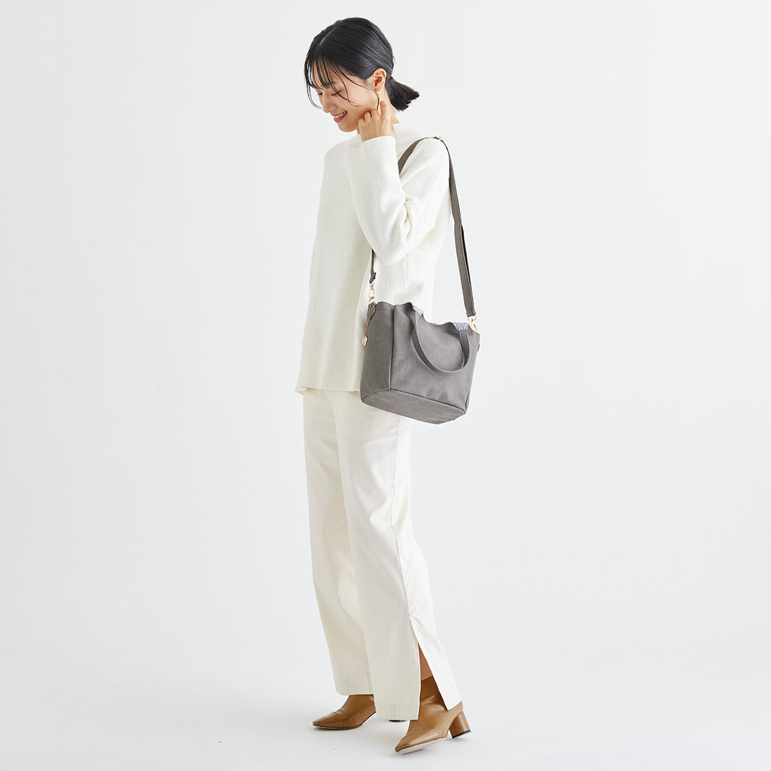 時短バッグ 合皮チャーム付き2wayハンドバッグ EL7153