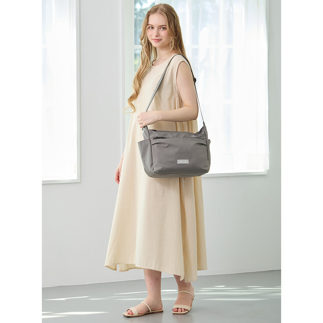 *nap 2層ショルダーバッグ グレー/通勤/デイリー/お出かけ/トートバッグ/ナイロン/はっ水/軽量/多収納