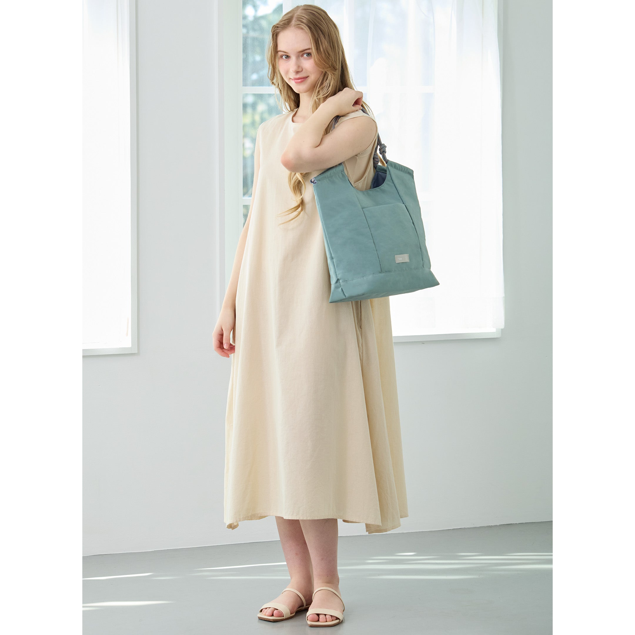 *nap ロープハンドルトートバッグ/通勤/デイリー/お出かけ/トートバッグ/ナイロン/A4対応/はっ水/軽量