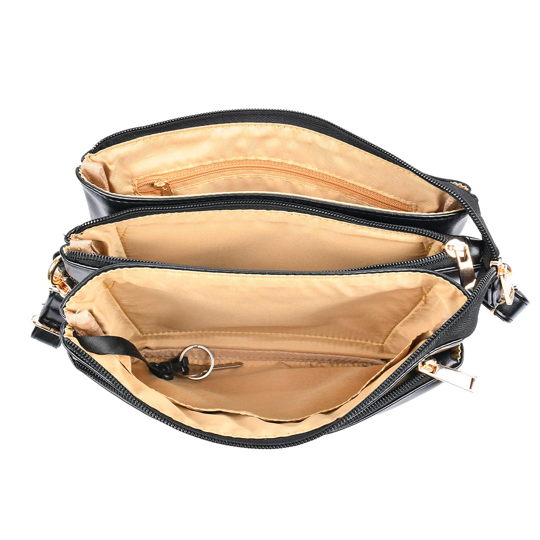 ブラック合皮ショルダーバッグの内側収納