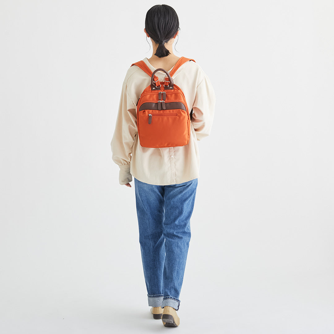 ZAZA はっ水ナイロンリュック小 EL5549