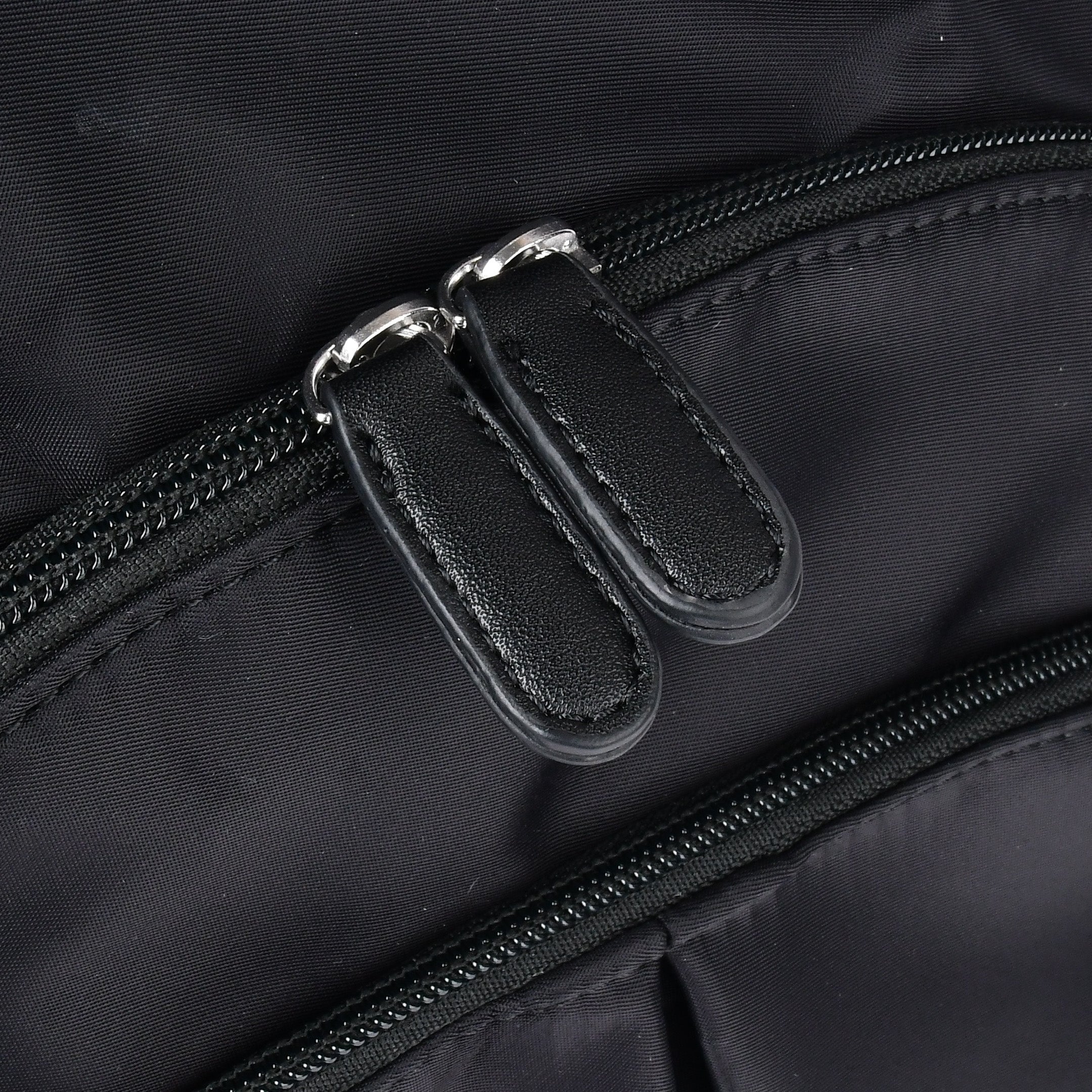 ZAZA はっ水ナイロン花チャーム付き4wayバッグ EL5629