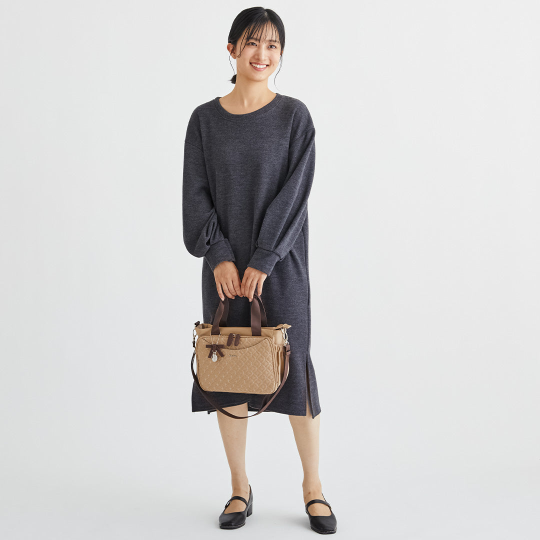 ZAZA キルトリボン猫チャーム付き2wayハンドバッグ EL7186