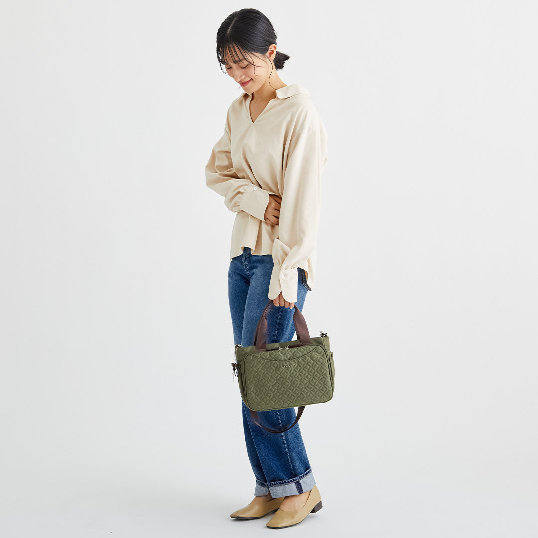 ZAZA キルトリボン猫チャーム付き2wayハンドバッグ EL7186