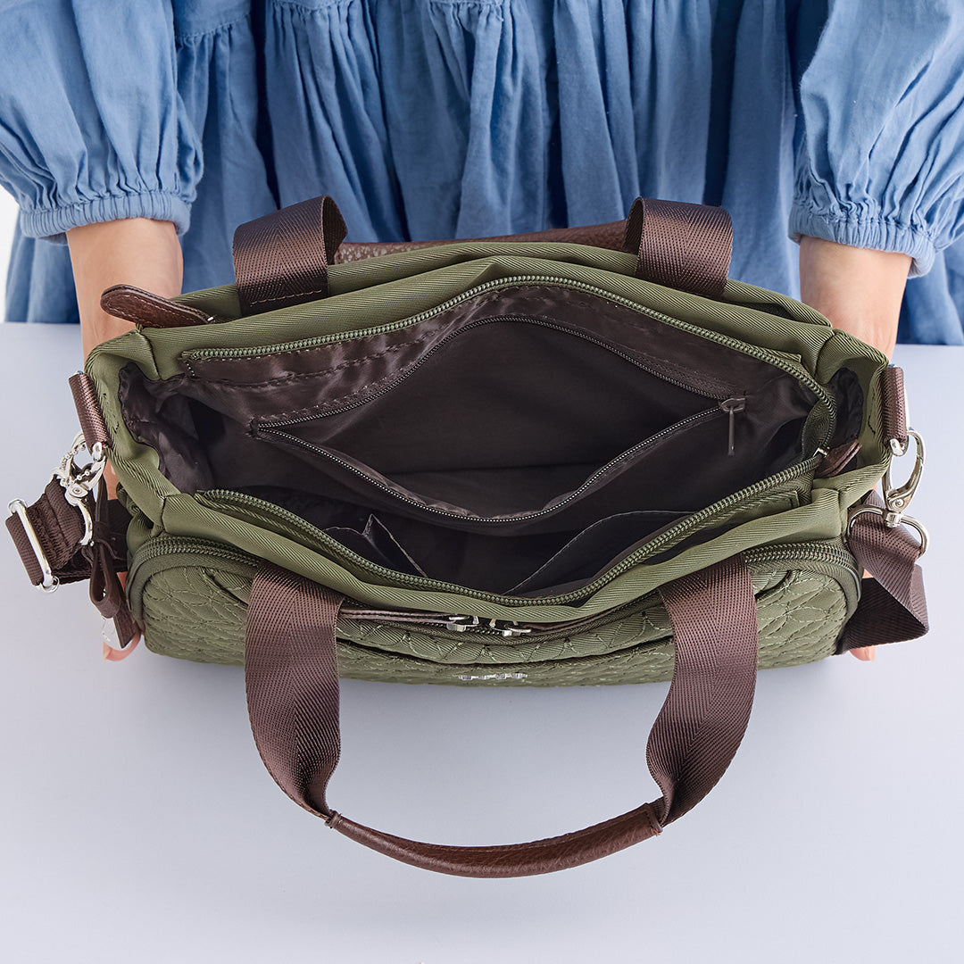 ZAZA キルトリボン猫チャーム付き2wayハンドバッグ EL7186