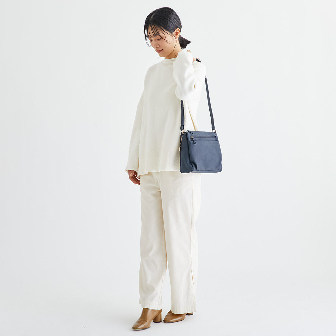 時短バッグ 合皮チャーム付きショルダーバッグ EL7188