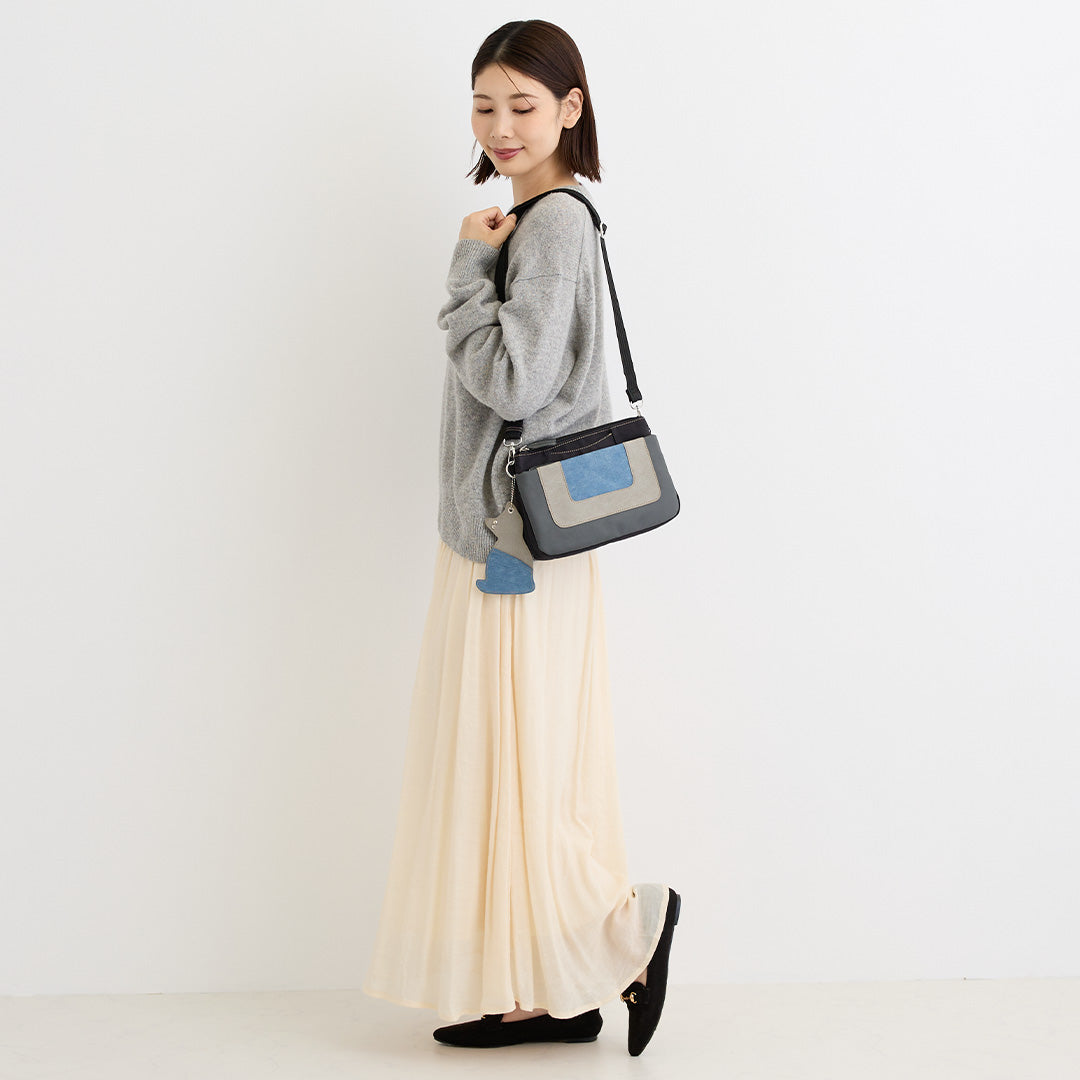 チャーム付きバッグ｜大人の女性に似合うおしゃれで実用的なバッグを