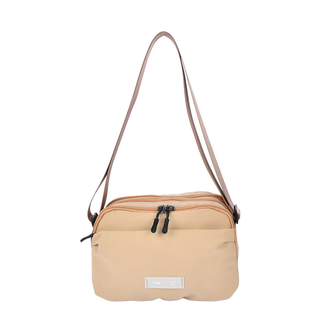 *nap コンパクト3層ショルダーバッグ ベージュ/デイリー/お出かけ/ショルダーバッグ/コンパクトバッグ/ナイロン/はっ水/軽量/多収納