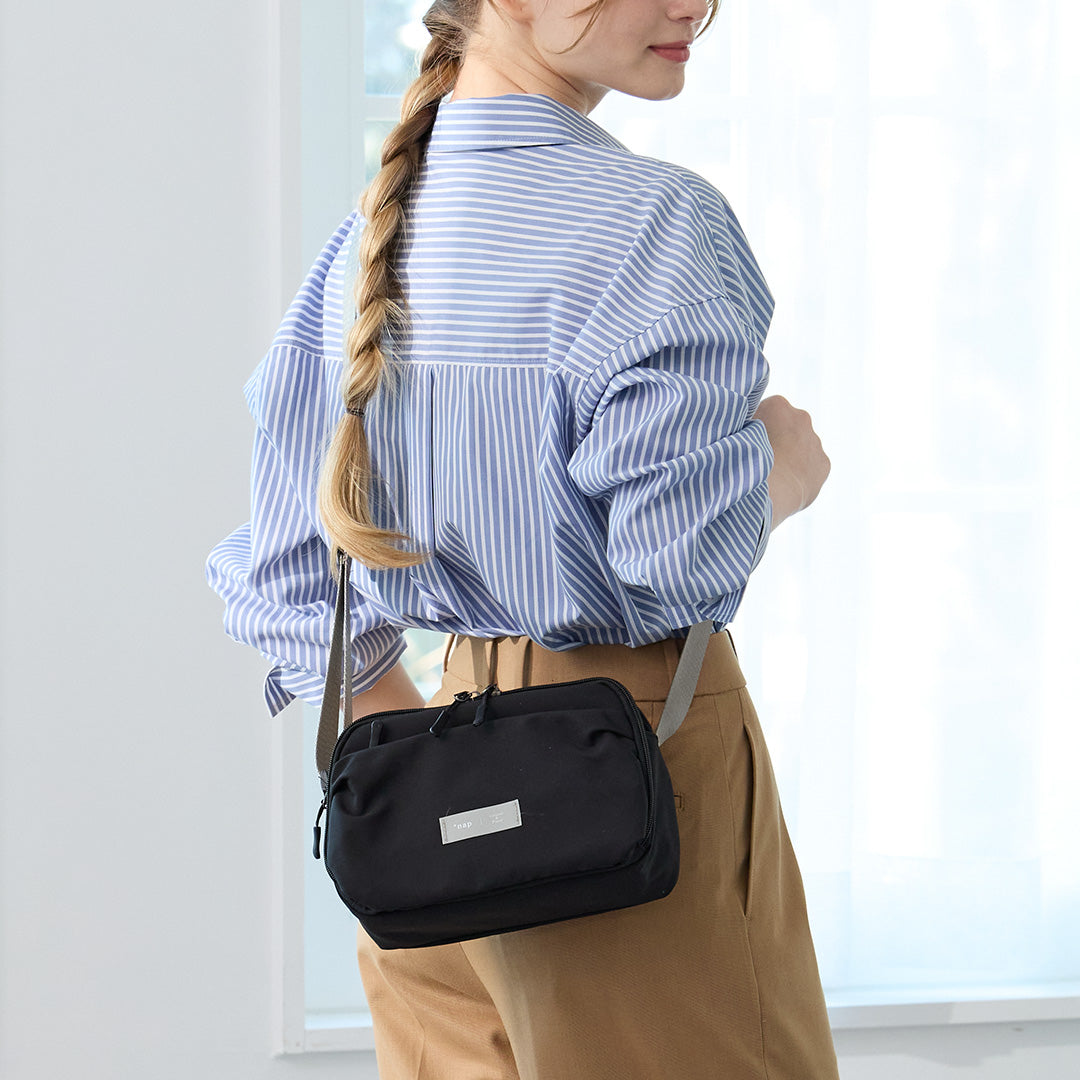*nap コンパクト3層ショルダーバッグ ブラック/デイリー/お出かけ/ショルダーバッグ/コンパクトバッグ/ナイロン/はっ水/軽量/多収納